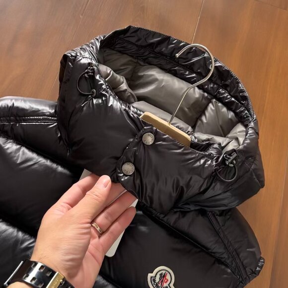 Moncler Black Warm Winter Hooded Down Vest M/2 - Picture 7 of 9